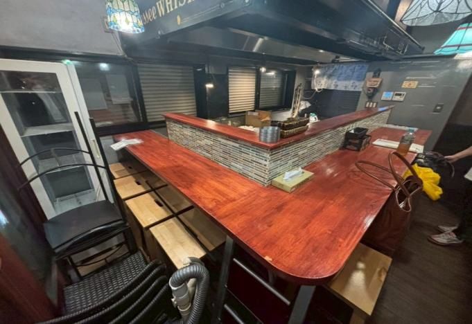 【鶴橋駅 居抜き物件】鶴橋駅徒歩2分／鶴橋商店街内・1.2階約14坪／居酒屋・バル向け居抜き店舗／テラス席利用可・開業向け物件